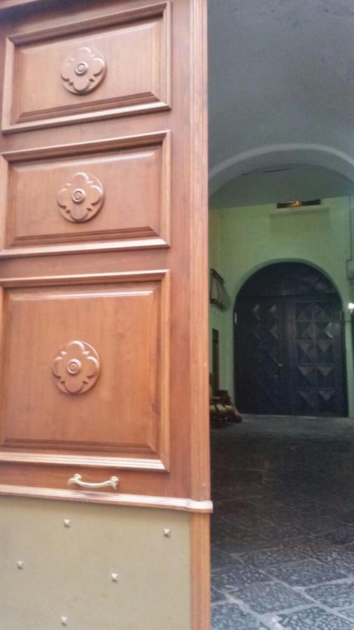 Napoli Storia E Mare Bed & Breakfast Exterior foto