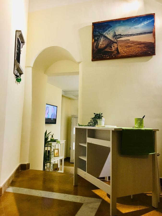 Napoli Storia E Mare Bed & Breakfast Exterior foto
